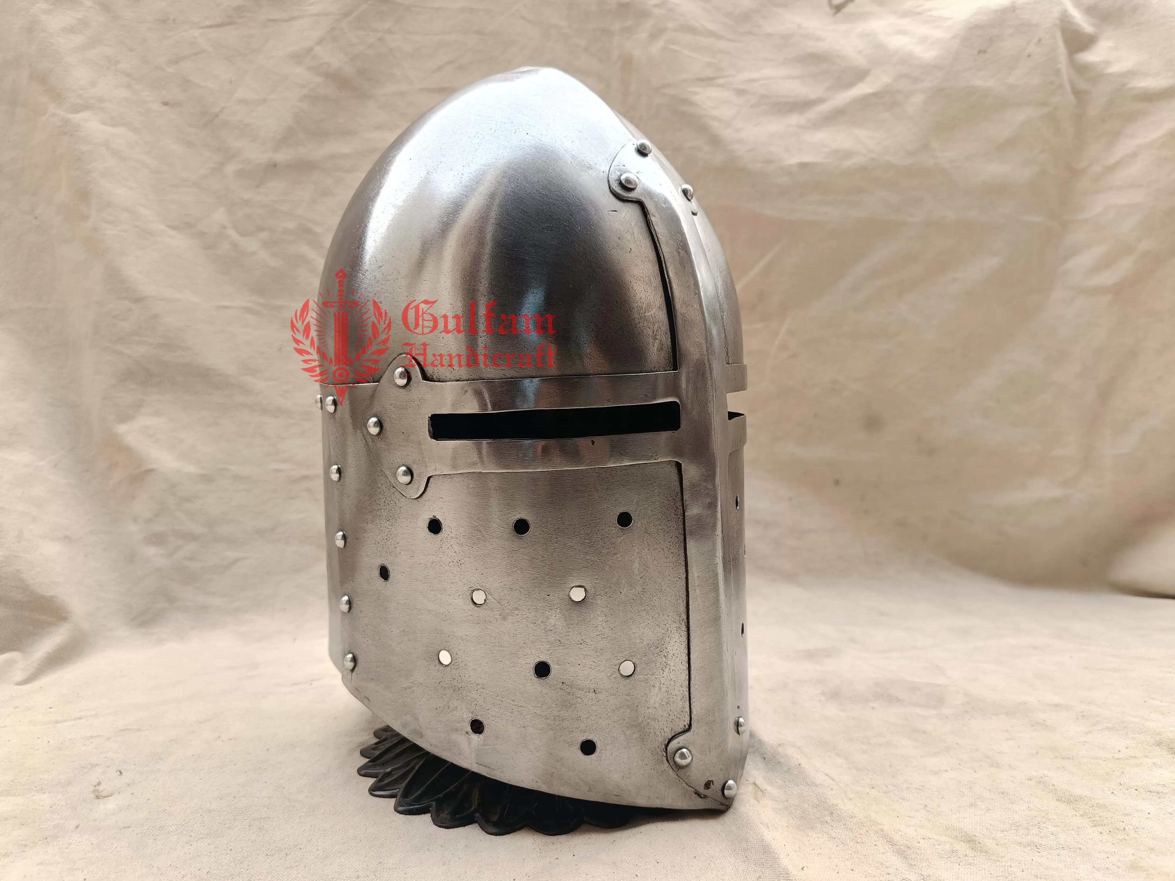 Knights Templar Sugarloaf Helmet: Medieval LARP Costume